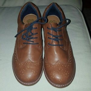 Vince Camuto boys dress shoes 5Y